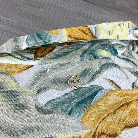 ☀️RIP CURL☀️ TROPIC SOL SHIRT COVER UP - Picture 12 of 12